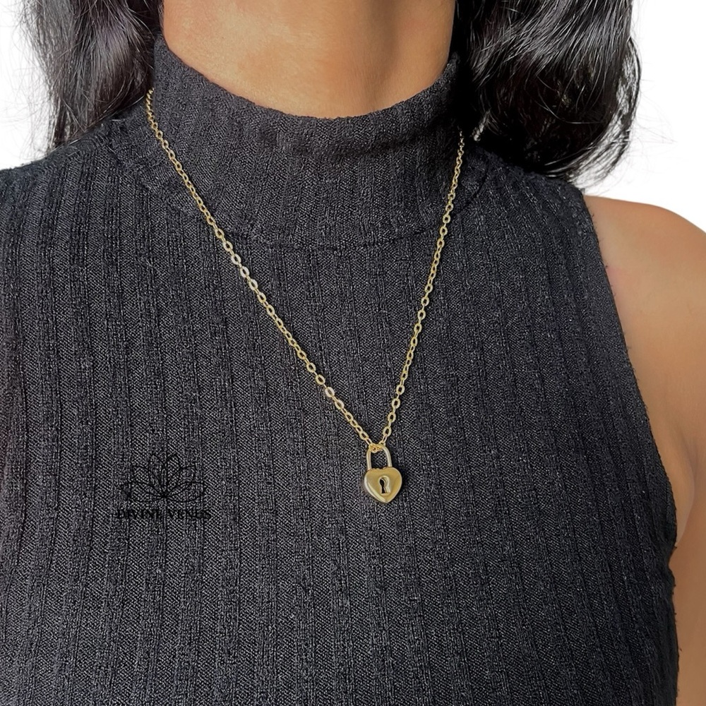 Heart Locket Necklace w/ Keyhole – Gold Plated Stainless Steel | Handmade